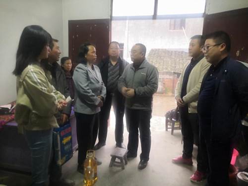 http://ycjy.cqdd.cq.cn/__local/0/B3/54/F4ACD9487015CBCE2710F5B65A6_01729DB7_10817.jpg